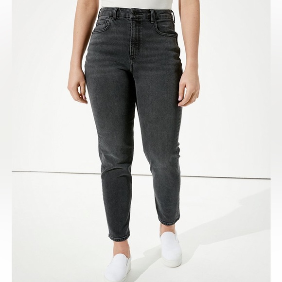 American Eagle Outfitters Denim - AE Curvy Mom Jeans
